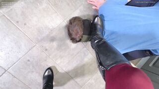 Amazing! I'm beating this rag, this disobedient bastard! Slap in the face spit trample