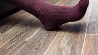 Schoolgirl Show Feet in Knee Socks and Change Dress knee socks Nylon Pantyhose foot fetish