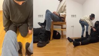 42286【可雅S】板凳下的狗_靴子踩踏掐乳骑马骑脖转胯