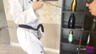 内地女主踢裆调教