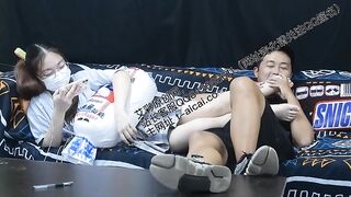 第5风格 日常 在沙发上舔 00后 嫩脚