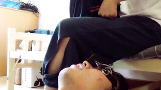 小莜_人体垃圾桶系列_喂食脚皮_脚趾甲_洗脚水