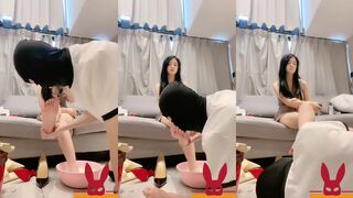 女神的牛奶洗脚水调教，女神洗过脚的牛奶估计是大家最期待的饮品吧