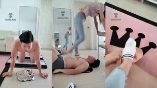 合肥执念S–跪拜臭鞋子，穿了一个月没有刷的鞋子，男m当宝一样供着，踩着狗头舔鞋