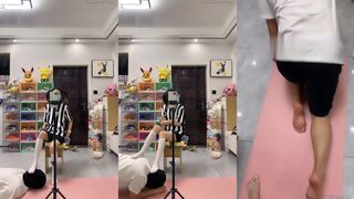 小月神 当脚垫的幸福生活   直播 踩狗