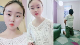 小小小魔女 长靴 踢裆