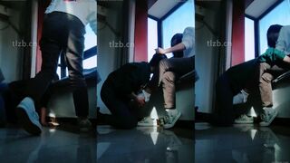 不语 开发 小姐姐 做S让我 舔脚