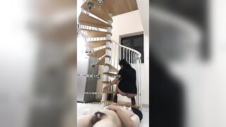 天津娆灵S】最新双女王调教黄金狗