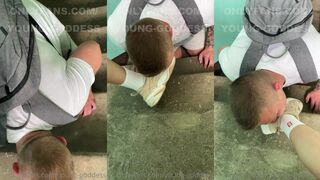 (2022-08-01) It's always a pleasure to look down at my slave from above a.__1.m4v