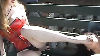 mary_jane_smoking.wmv