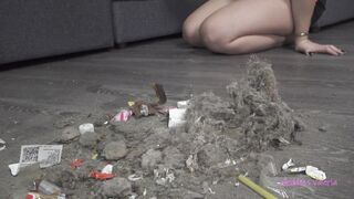 Goddess Valeria - When nelly perfectly cleaned the dirt off My feet, I stained them again